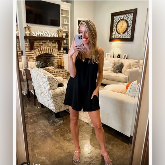 Summer Sleeveless Romper W/ pockets Strap Loose Adjustable Stretchy Shorts❤️ - Picture 1 of 8